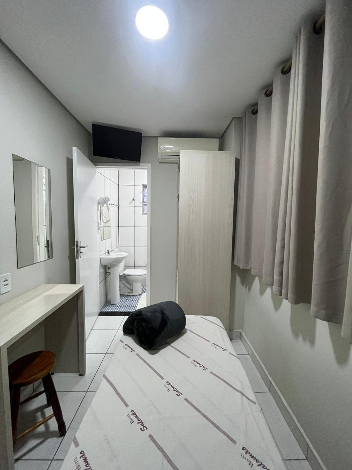 Hotel Salomao - Proximo A 25 De Marco, Bom Retiro, Bras E Rua Santa Efigenia, A 2 Minutos Do Mirante Sampa Sky E Pista De Skate Anhangabau São Paulo Zewnętrze zdjęcie