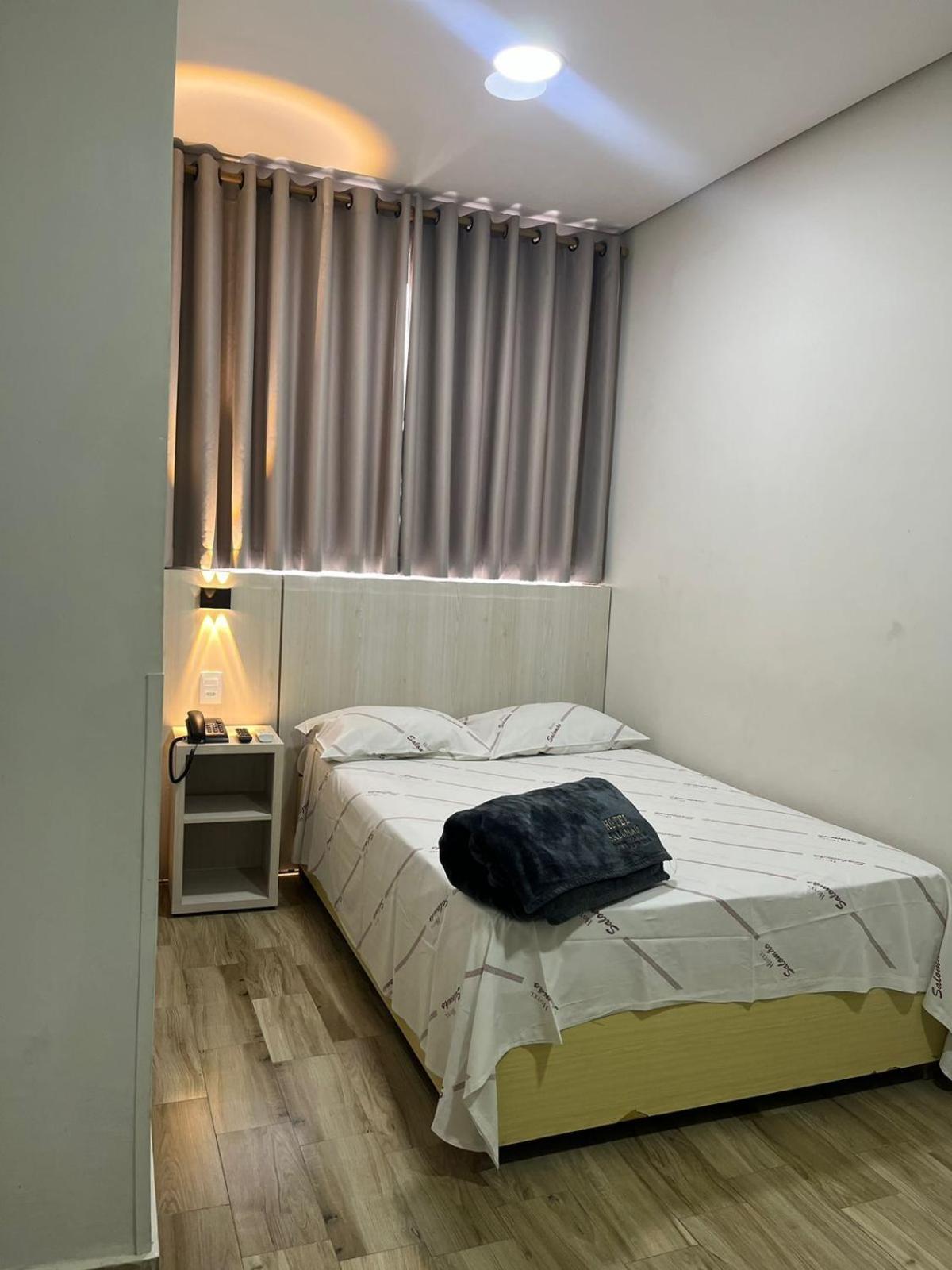 Hotel Salomao - Proximo A 25 De Marco, Bom Retiro, Bras E Rua Santa Efigenia, A 2 Minutos Do Mirante Sampa Sky E Pista De Skate Anhangabau São Paulo Zewnętrze zdjęcie