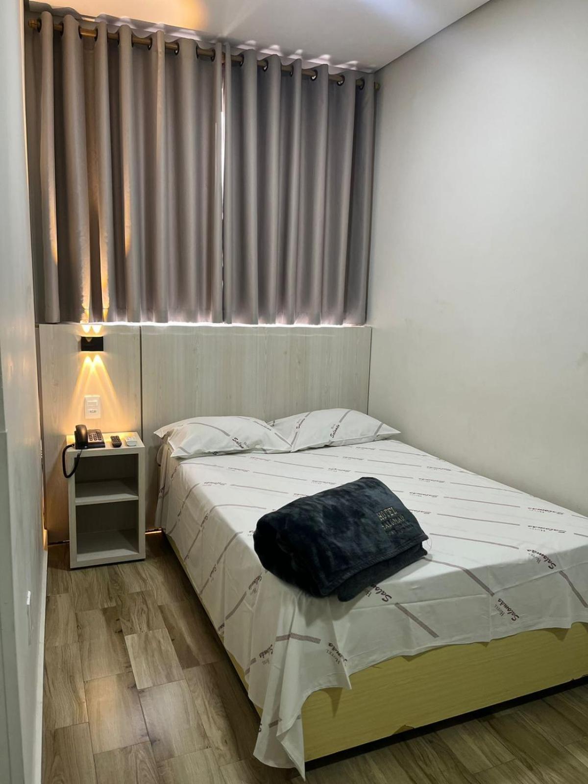 Hotel Salomao - Proximo A 25 De Marco, Bom Retiro, Bras E Rua Santa Efigenia, A 2 Minutos Do Mirante Sampa Sky E Pista De Skate Anhangabau São Paulo Zewnętrze zdjęcie